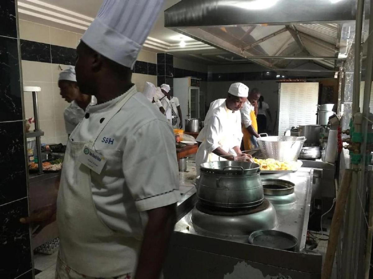 Sun Beach Hotel Cotonou Eksteriør billede