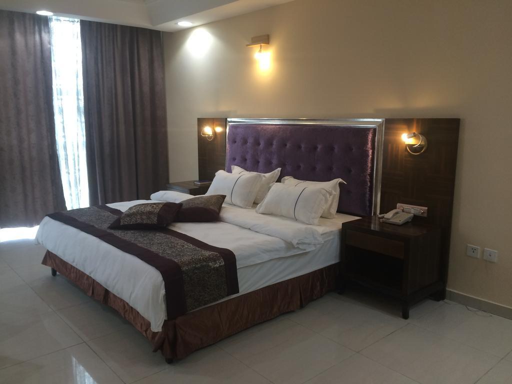 Sun Beach Hotel Cotonou Eksteriør billede