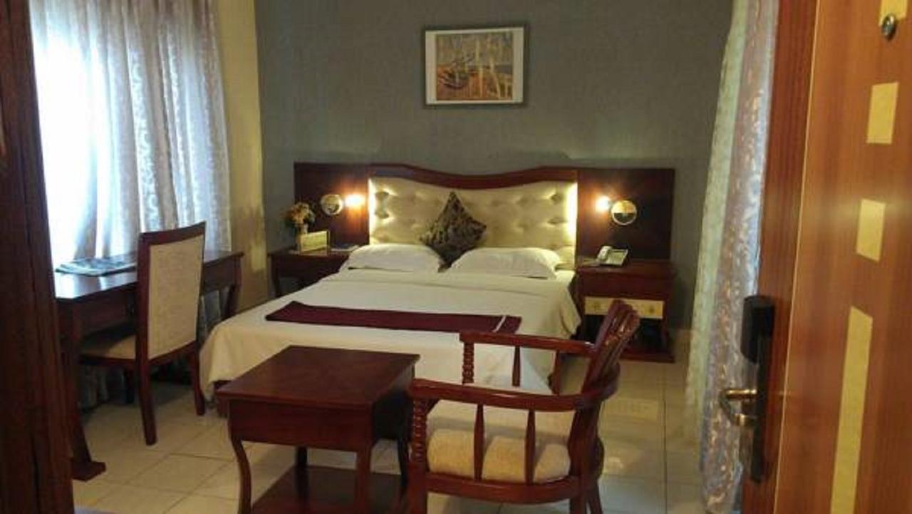 Sun Beach Hotel Cotonou Eksteriør billede