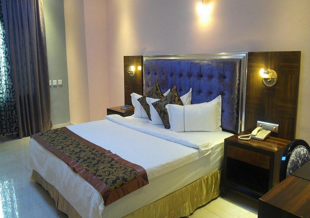 Sun Beach Hotel Cotonou Eksteriør billede