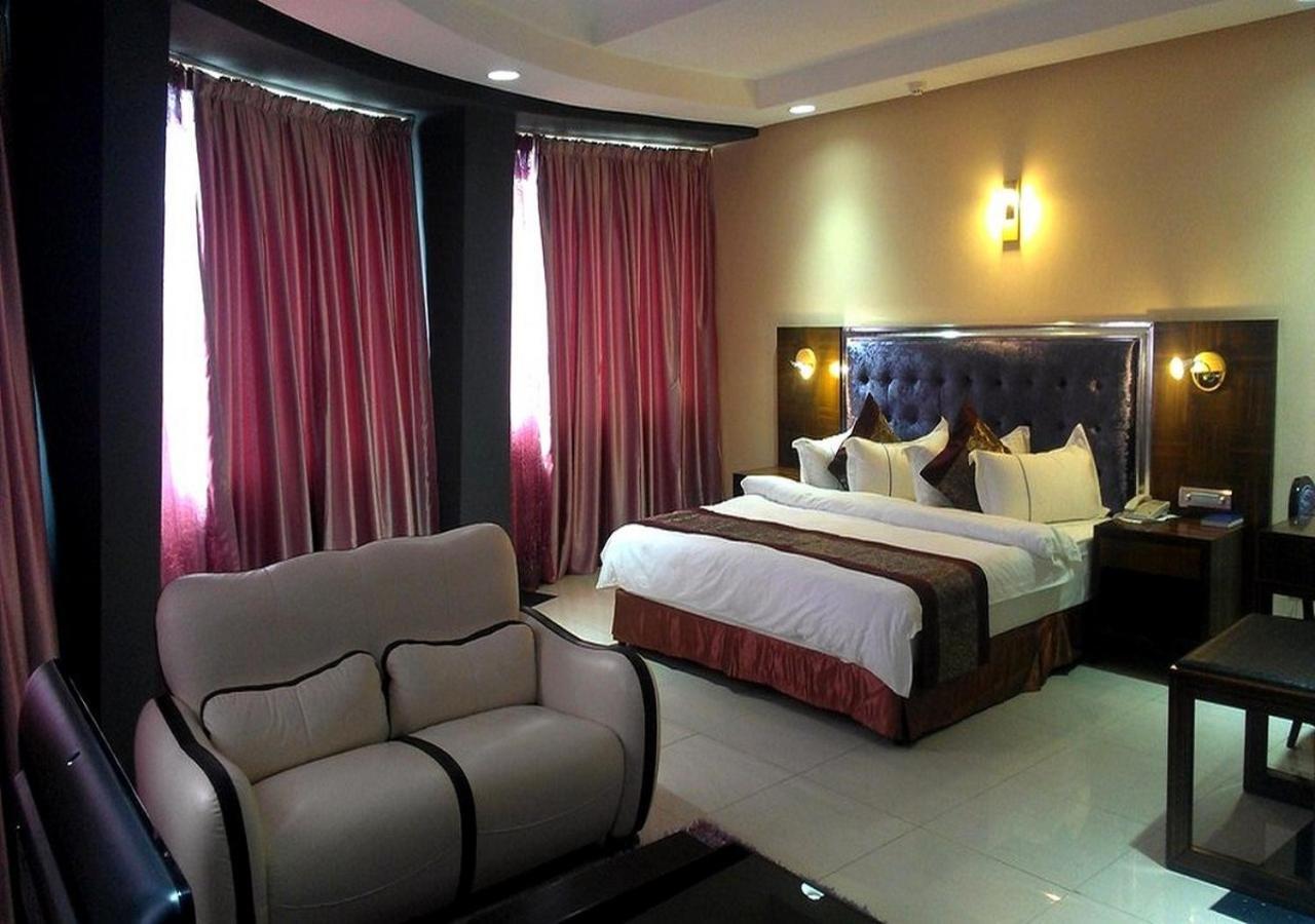 Sun Beach Hotel Cotonou Eksteriør billede